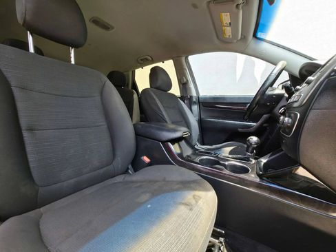 Used 2014 Kia Sorento LX FWD image 19