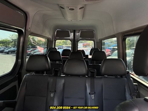 Used 2018 Mercedes-Benz Sprinter 2500 image 24