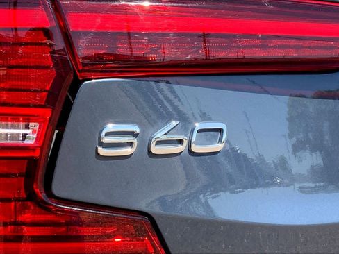 Used 2023 Volvo S60 B5 Plus AWD/4WD image 31