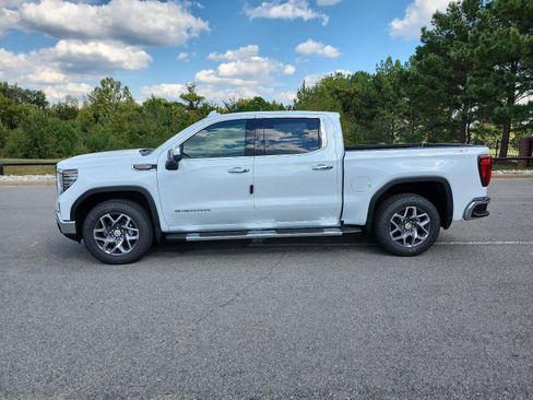 New 2026 GMC Sierra 1500 SLT w/ SLT Premium Plus Package AWD/4WD image 2