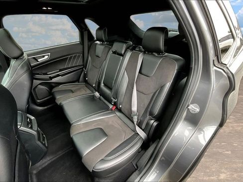 Used 2022 Ford Edge ST w/ Equipment Group 401A image 24