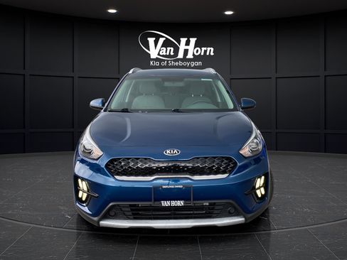 Used 2020 Kia Niro LX FWD image 2