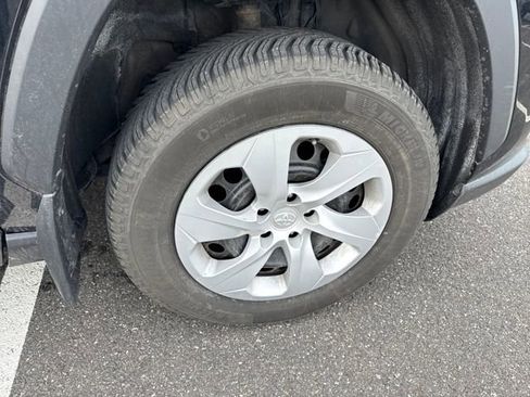 Certified 2023 Toyota RAV4 LE image 9