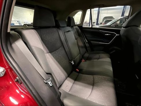 Used 2019 Toyota RAV4 XLE w/ Convenience Package AWD/4WD image 27