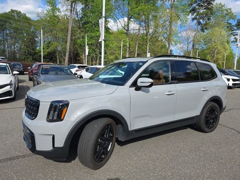 Used 2025 Kia Telluride SX X-Line image 2