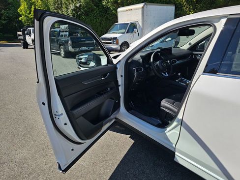 New 2025 MAZDA CX-5 AWD 2.5 S w/ Premium Plus Pkg image 21
