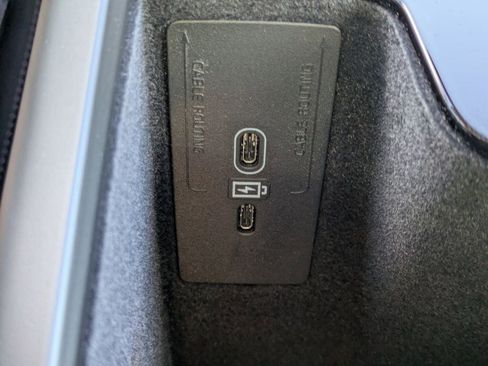 New 2026 Volvo XC60 B5 Plus w/ Protection Package Premier image 32