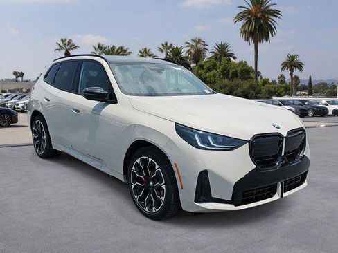 New 2025 BMW X3 M50 w/ Premium Package image 3