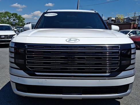 Certified 2026 Hyundai Palisade Calligraphy FWD image 2