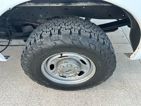 Used 2016 Ford F250 XL w/ Power Equipment Group image 11