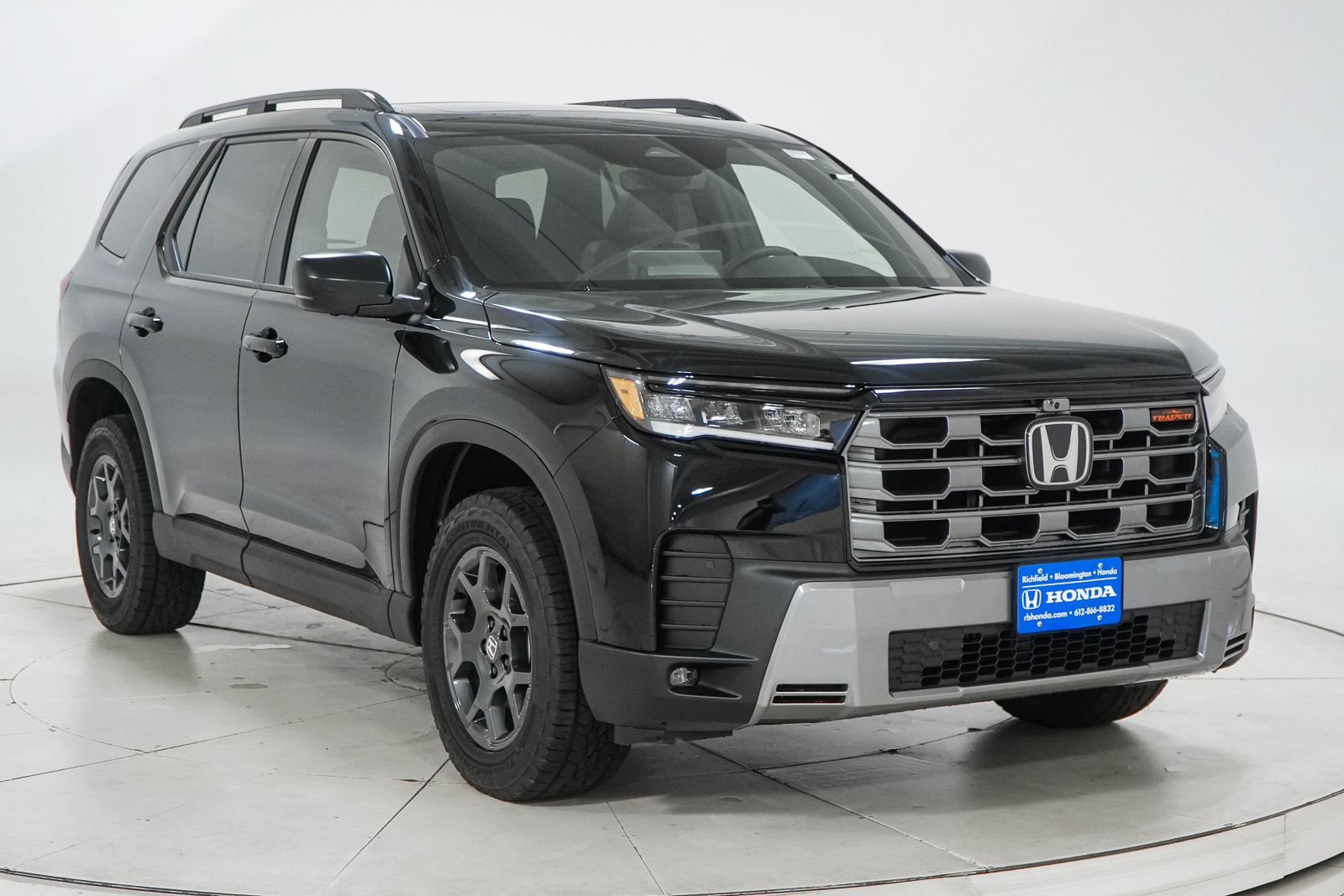 New 2026 Honda Pilot TrailSport image 10