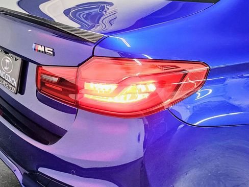 Used 2018 BMW M5 image 7