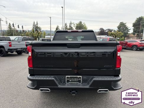 Used 2024 Chevrolet Silverado 1500 RST w/ Z71 Off-Road Package AWD/4WD image 4