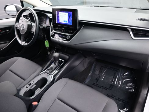 Used 2024 Toyota Corolla LE image 14