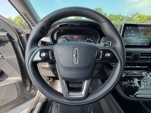 Used 2022 Lincoln Corsair FWD image 21