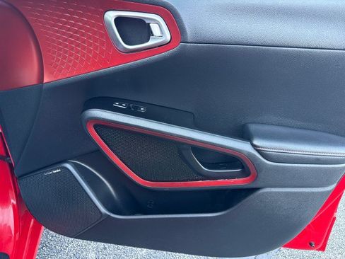 Used 2020 Kia Soul GT-Line Turbo FWD image 31