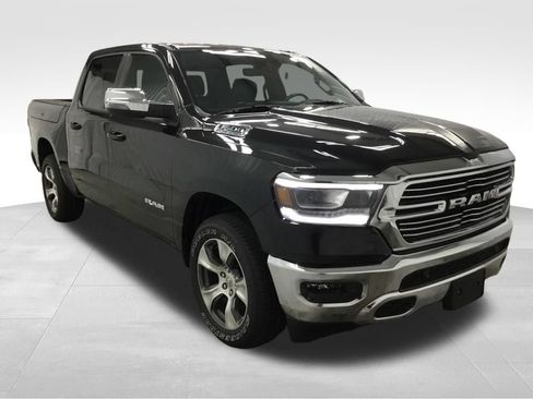 Used 2023 RAM 1500 Laramie AWD/4WD image 3