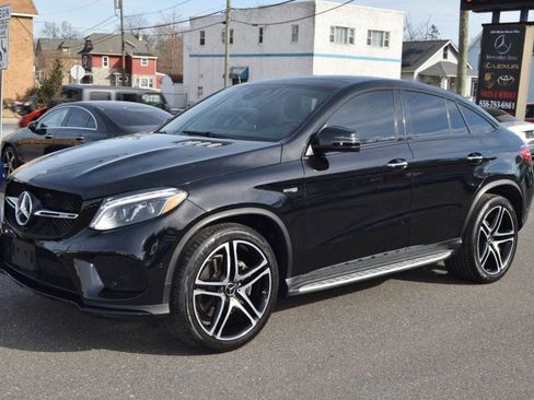 Used 2019 Mercedes-Benz GLE 43 AMG 4MATIC w/ Premium 3 Package image 3