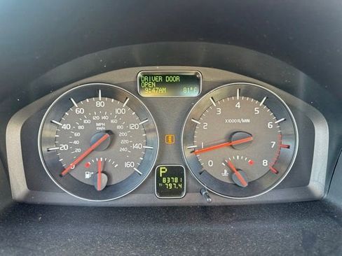 Used 2010 Volvo C70 T5 FWD image 14