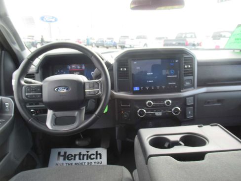 Used 2025 Ford F150 XLT w/ Equipment Group 301A Standard AWD/4WD image 19