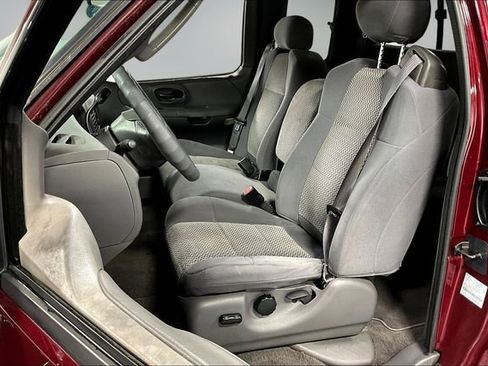 Used 2003 Ford F150 XLT image 18