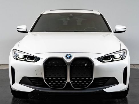 Used 2023 BMW i4 eDrive35 w/ Premium Package RWD image 2