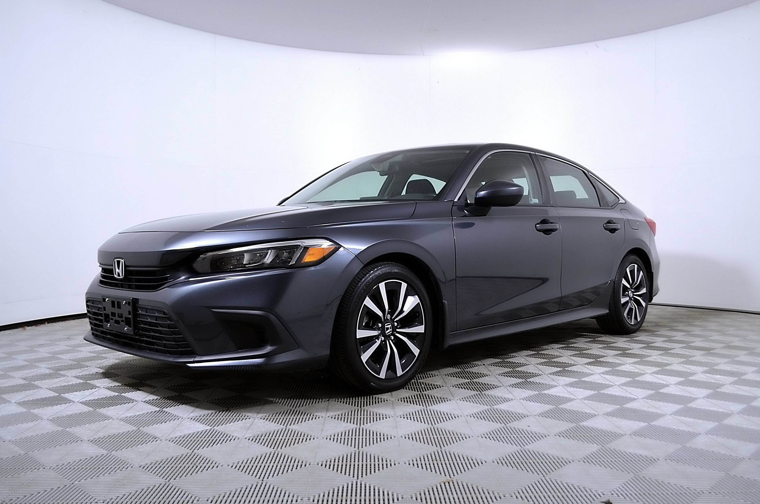 Used 2024 Honda Civic EX image 2