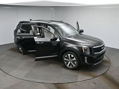 Used 2022 Kia Telluride S image 50