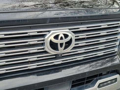 Used 2024 Toyota Tacoma Limited image 30