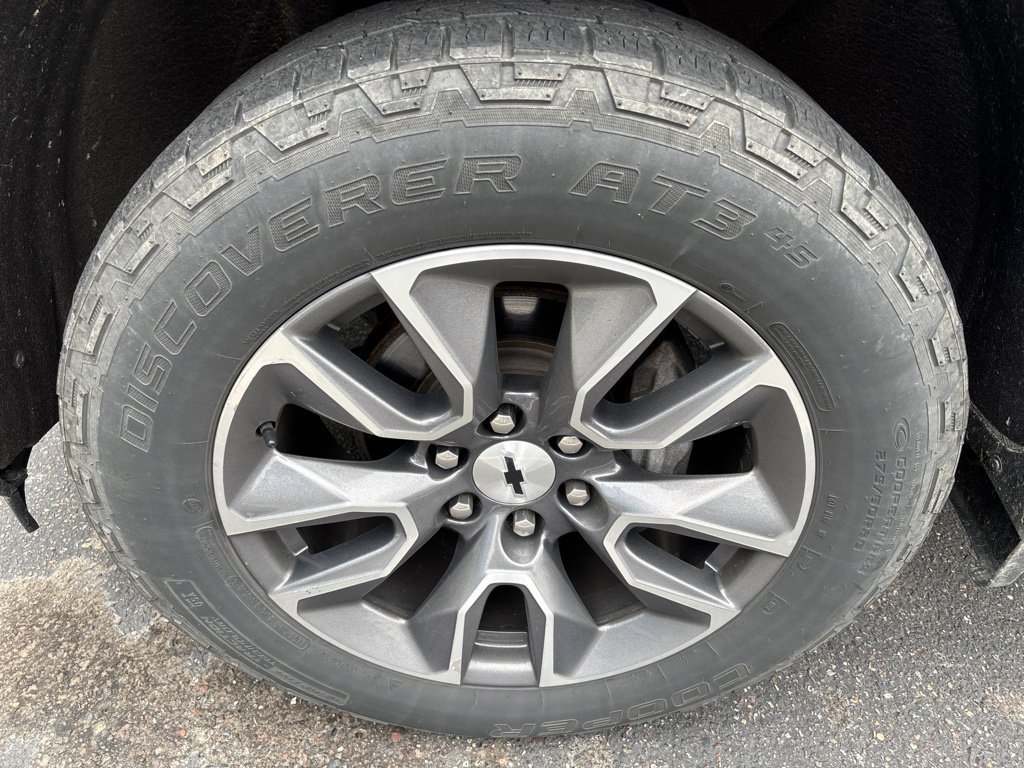 Used 2021 Chevrolet Silverado 1500 RST w/ All Star Edition Plus AWD/4WD image 2