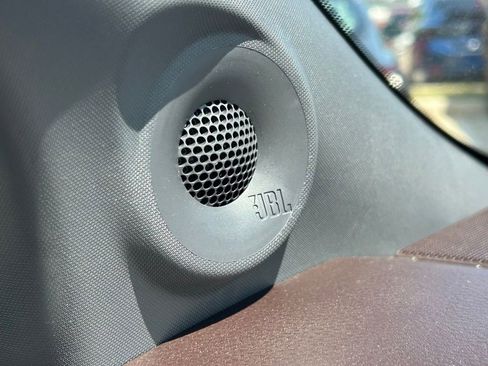 Used 2024 Toyota Sienna Platinum image 40