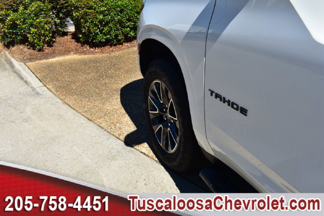 Used 2024 Chevrolet Tahoe Z71 w/ Luxury Package AWD/4WD image 20