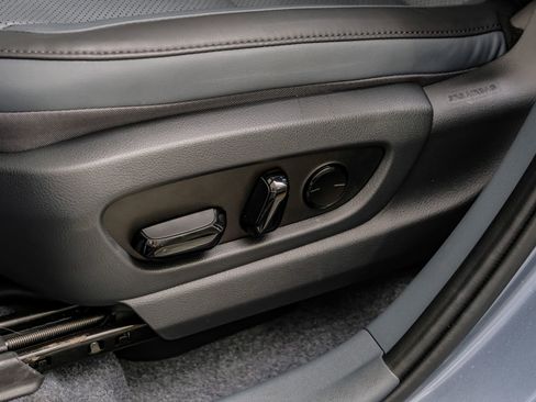 Used 2023 Lexus RZ 450e Premium image 36