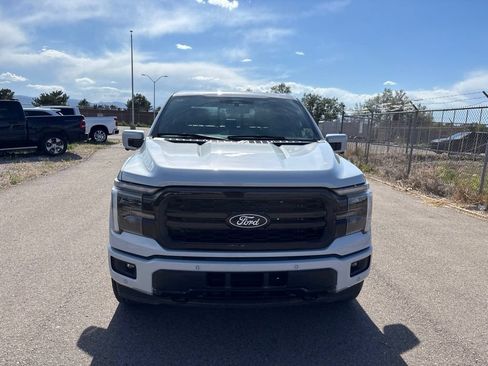 Used 2025 Ford F150 Lariat AWD/4WD image 3