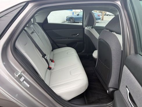 Used 2021 Hyundai Elantra Limited w/ Cargo Package image 22