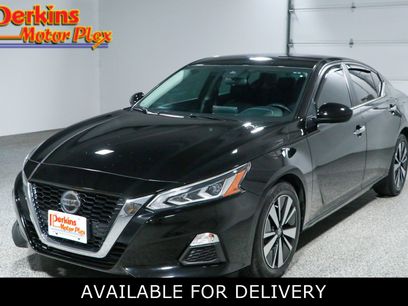 Used 2022 Nissan Altima 2.5 SV