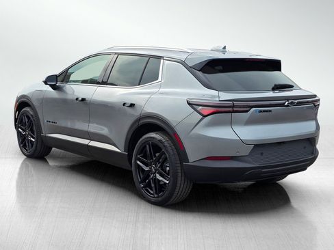 New 2026 Chevrolet Equinox EV LT image 5