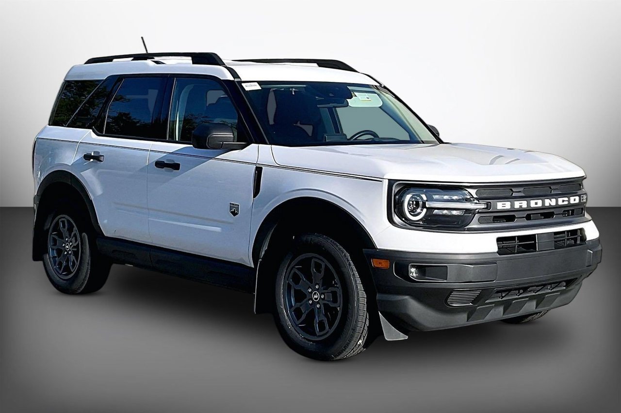Used 2024 Ford Bronco Sport Big Bend w/ Convenience Package AWD/4WD image 2