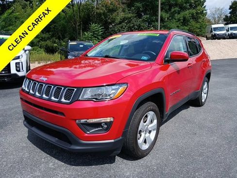 Used 2018 Jeep Compass Latitude w/ Popular Equipment Group AWD/4WD image 1