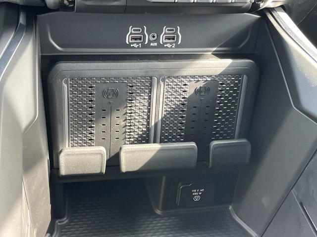 New 2027 RAM 2500 Laramie AWD/4WD image 31