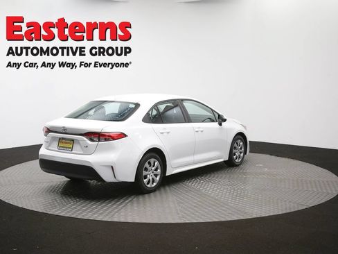 Used 2024 Toyota Corolla LE FWD image 40