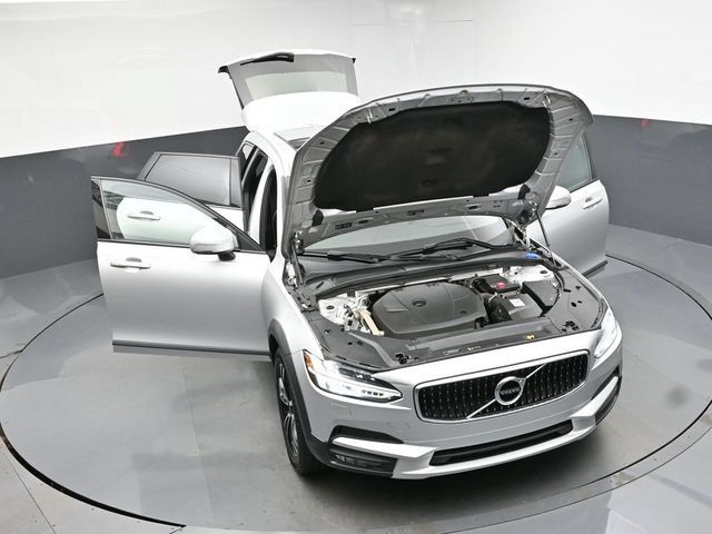 Used 2018 Volvo V90 T5 Cross Country w/ Plus Package AWD/4WD image 47