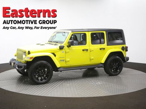 Used 2023 Jeep Wrangler Unlimited Sahara AWD/4WD image 57