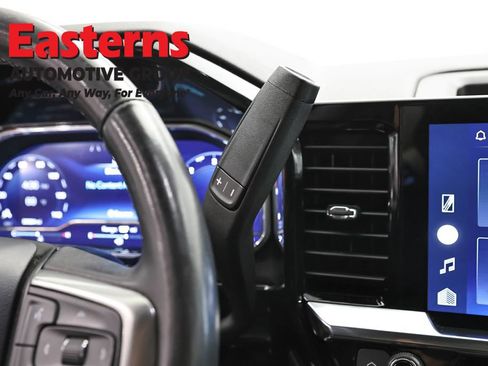 Used 2022 Chevrolet Silverado 1500 LT AWD/4WD image 13