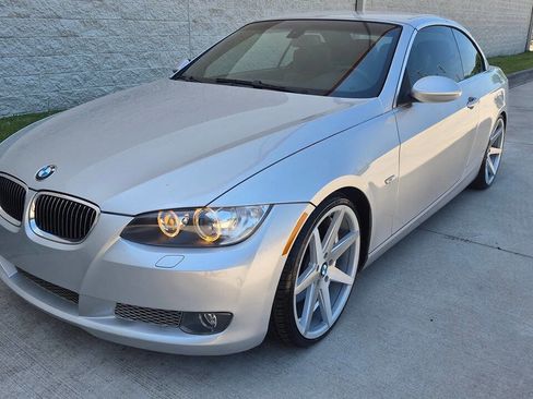 Used 2009 BMW 335i Convertible RWD image 3