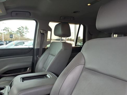 Used 2017 Chevrolet Tahoe LT image 16