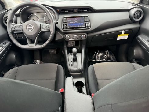 Certified 2025 Nissan Kicks Play S image 16