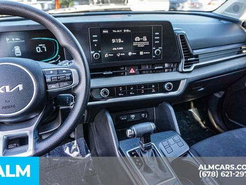 Used 2025 Kia Sportage LX FWD image 32