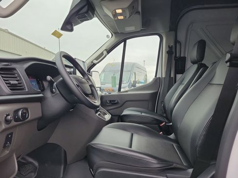 New 2026 Ford Transit 250 148 Medium Roof image 16