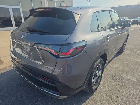 Used 2023 Honda HR-V EX-L image 5